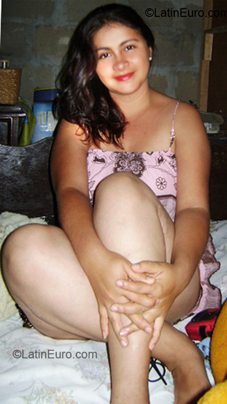 Date this voluptuous Peru girl Jahaira from Tarapoto PE410