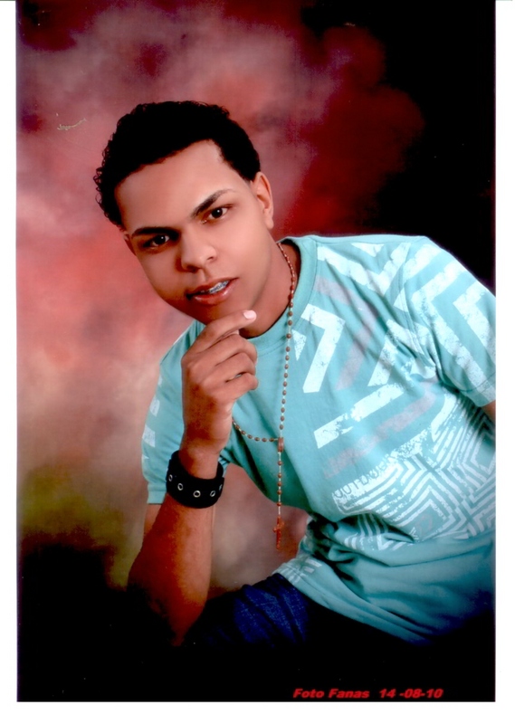 Date this voluptuous Dominican Republic man Jefri from Santiago DO6263