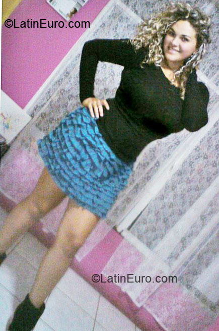 Date this lovely Costa Rica girl Cindy from Alajuela CR43