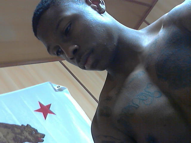 Date this beautiful United States man DATMANCHUCK from Fresno US8804