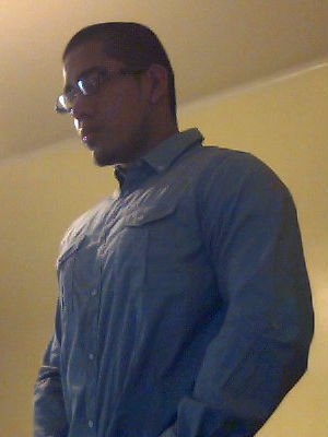 Date this tall United States man Vozteck from new york city US8875