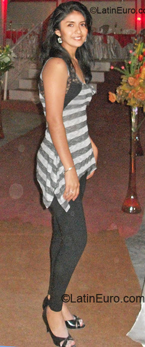 Date this charming Peru girl Gabriela from Pucallpa PE448