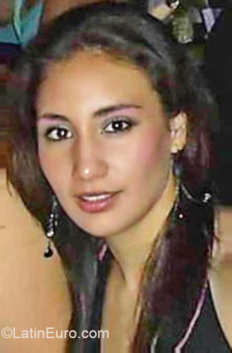 Date this nice looking Mexico girl Citlalli from Guadalajara MX734
