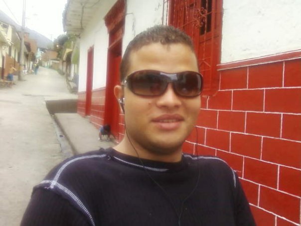 Date this foxy Colombia man Carlos from Medellin CO6689