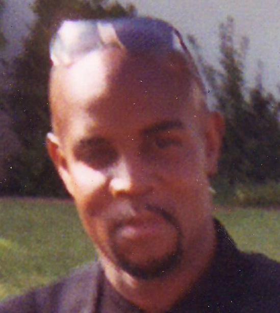 Date this stunning United States man Lancelot from Los Angeles US9604