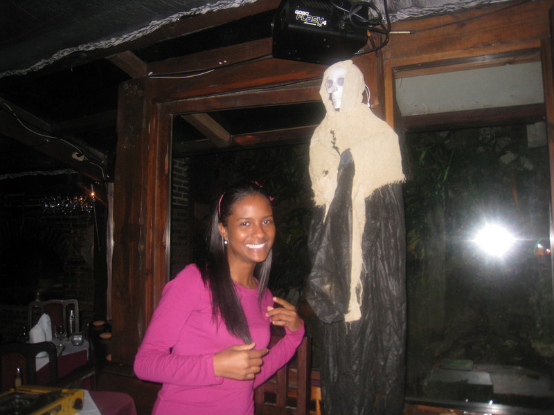 Date this foxy Costa Rica girl Brenda from Santiago CR88