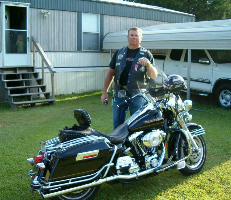 Date this beautiful United States man Tracy from Hattiesburg US9771