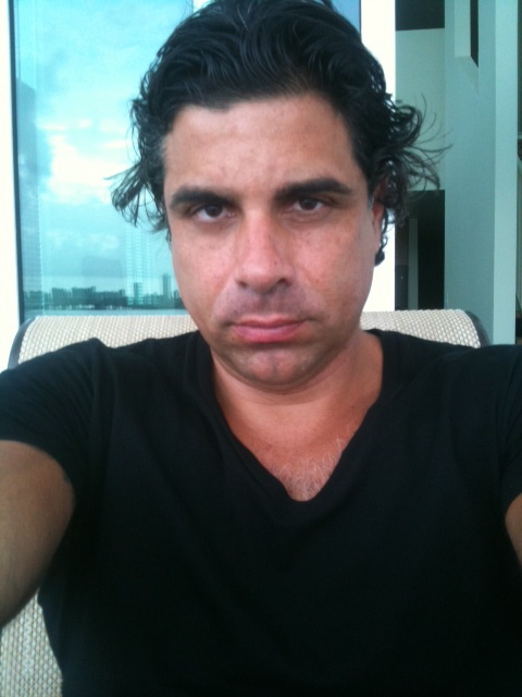 Date this charming United States man Fer from Miami US10290