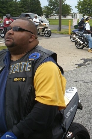 Date this stunning United States man HeavyD from Peoria US10416