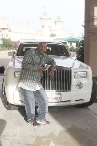 Date this voluptuous United States man Rupert from Miami US10662