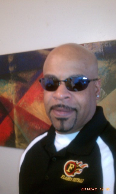 Date this sensual United States man Tre from Colorado Springs US10703