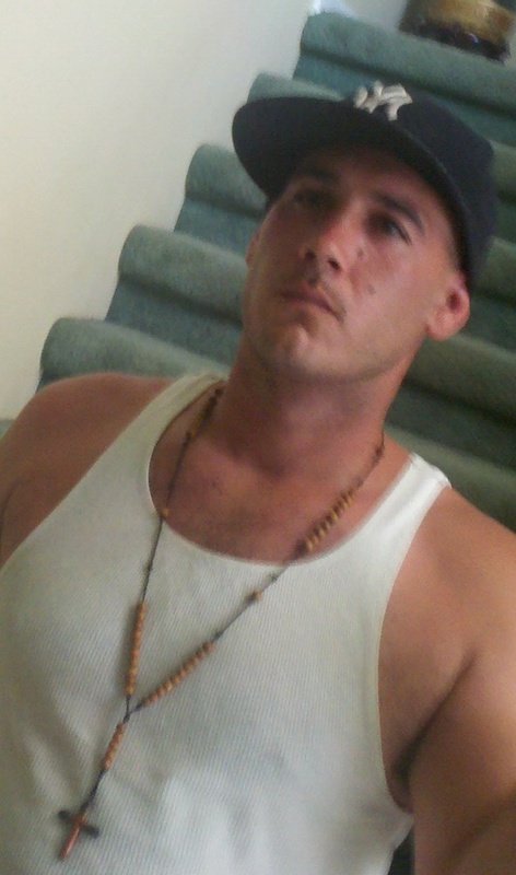 Date this cute United States man Frankie from Elizabeth US10747