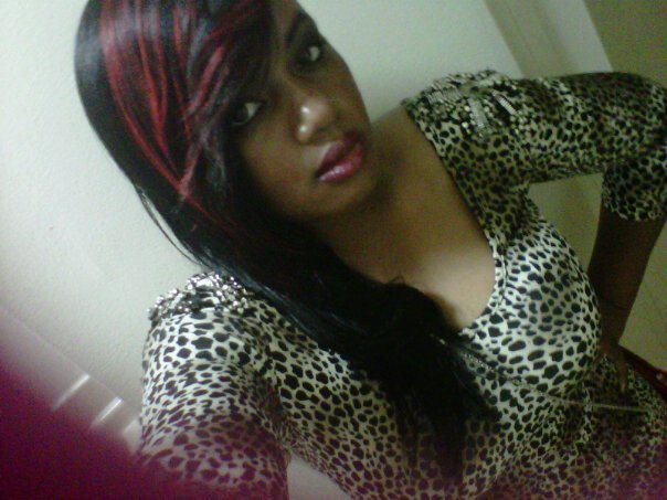 Date this passionate United States girl Nisa from Brooklyn US10754