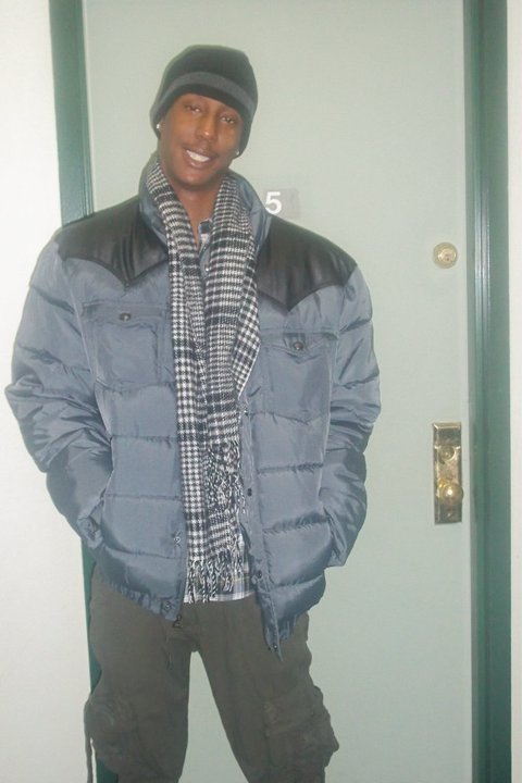 Date this gorgeous United States man Levell from New York US10805