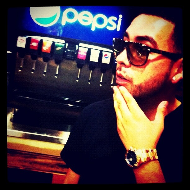 Date this sultry United States man Loso9 from Los Angeles US10963