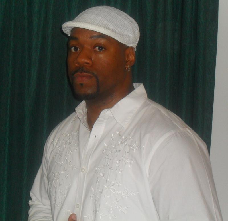 Date this young United States man Quintin from Charlotte US10967