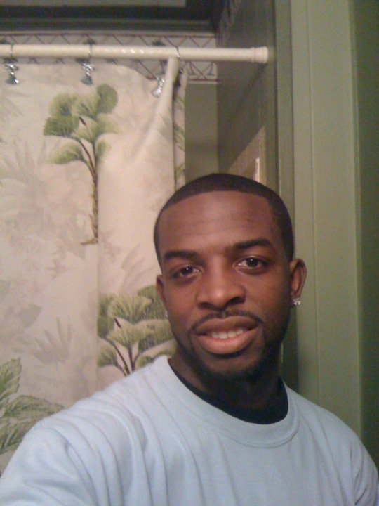 Date this pretty United States man LONZO from VILLE PLATTE US10980