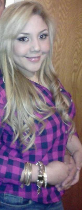 Date this stunning United States girl Richyelle from San Francisco US11054