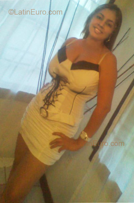 Date this voluptuous Honduras girl Melissa from San Pedro Sula HN366