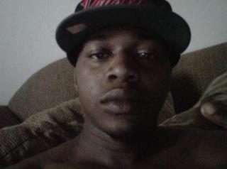 Date this georgeous United States man Linwood from Chesapeake US11245