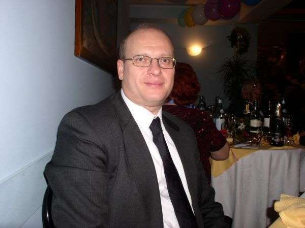 Date this fun United States man Roger from Vallejo US11258