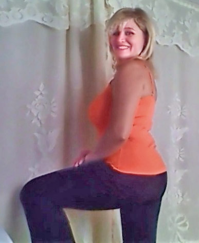 Date this stunning Honduras girl Norma from Tegucigalpa HN393