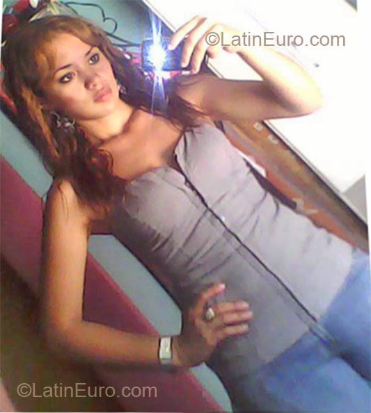Date this exotic Honduras girl Nancy from Tegucigalpa HN405