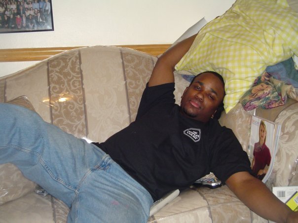 Date this young United States man Dewayne8017 from Bronx US11410