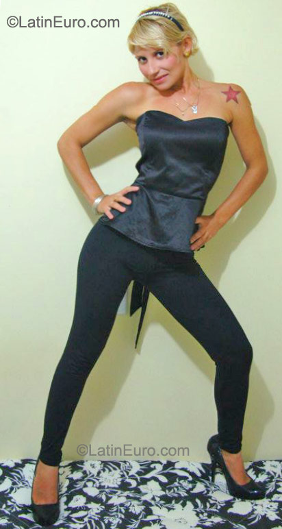 Date this foxy Brazil girl Lilian from Belem BR6105