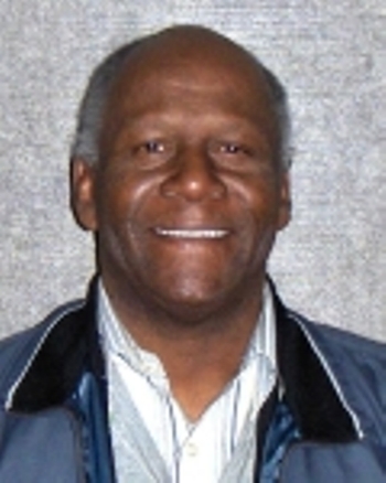 Date this georgeous United States man Scrappydew from Tracy US11693