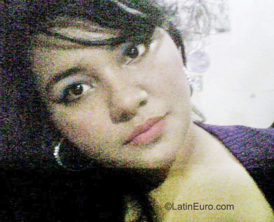 Date this passionate Honduras girl Carmen from Tegucigalpa HN481