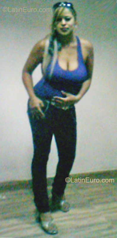 Date this funny Mexico girl Angelyn from Guadalajara MX512