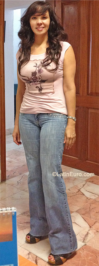 Date this stunning Mexico girl Paola from Guadalajara MX531