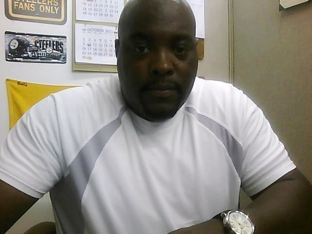 Date this tall United States man Buscador from Huntsville US11908