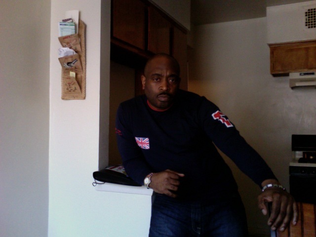 Date this athletic United States man TBOND from New York US11958