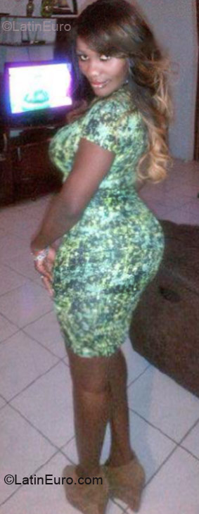 Date this athletic Jamaica girl Marsha from Kingston JM403