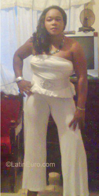 Date this stunning Jamaica girl Cassandra from Kingston JM418