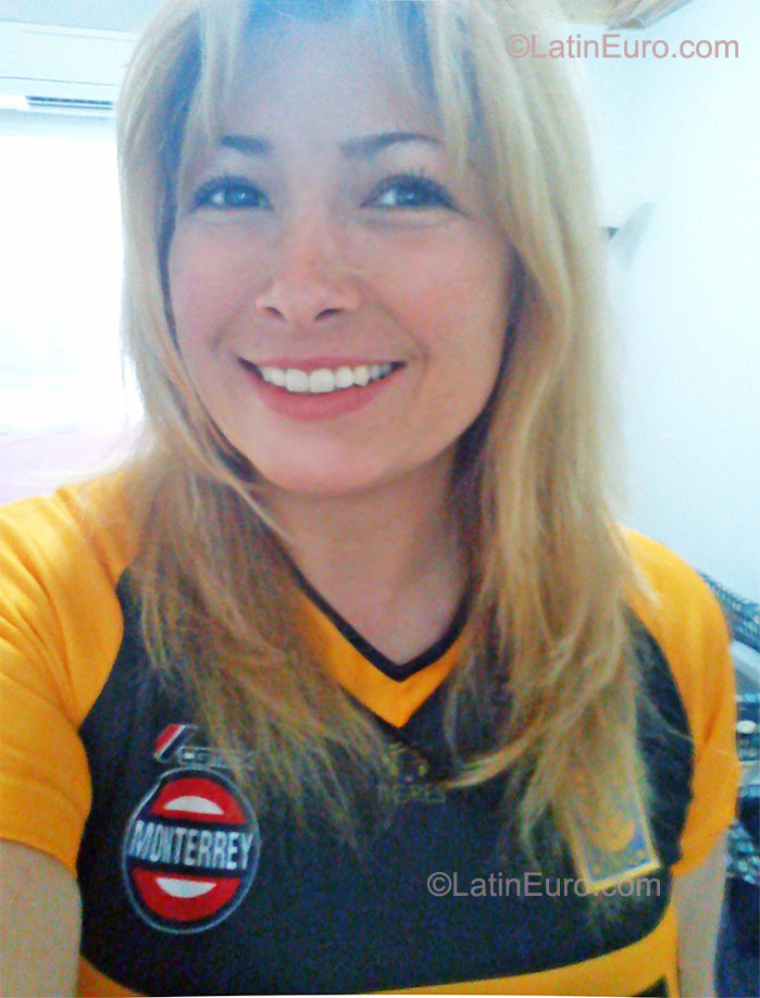 Date this charming Mexico girl Marcela from Monterrey MX630