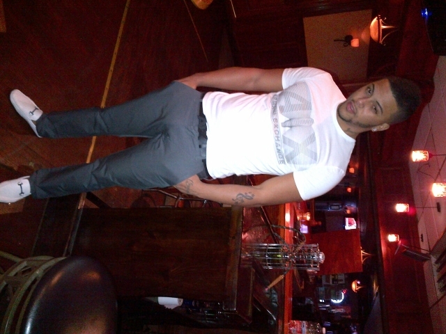 Date this cute United States man El from Jersey City US12414