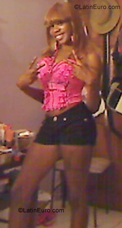 Date this charming Jamaica girl Kimberly from Montego Bay JM452
