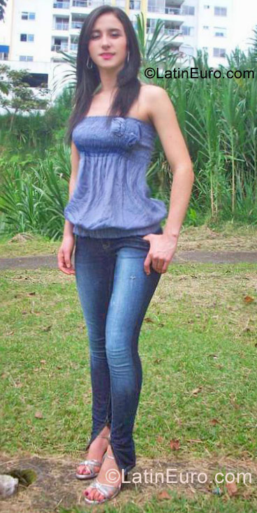 Date this passionate Colombia girl Angela viviana from Pereira CO15065