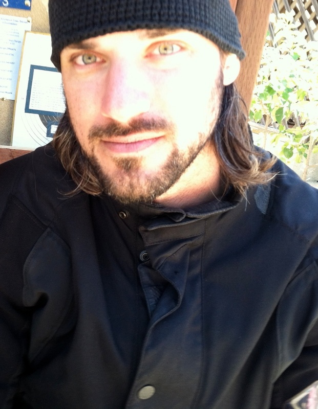 Date this georgeous United States man Windsong from Ozark mtns US12591