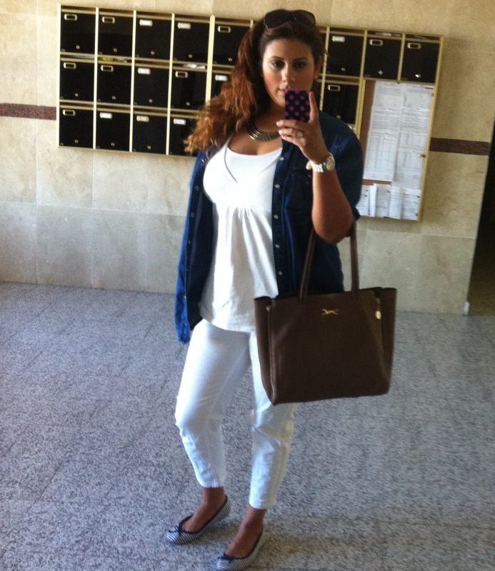 Date this happy Spain girl Kita23081982 from Madrid ES225