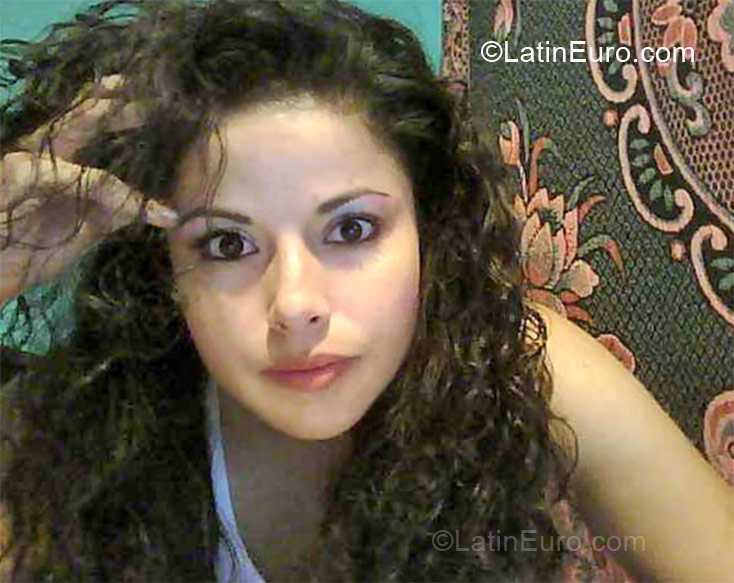 Date this young Costa Rica girl Giselle from Piedades CR216