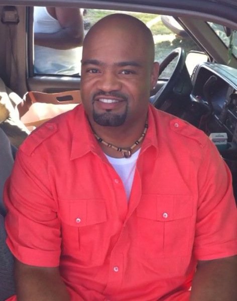 Date this attractive United States man Ira from Chicago US12789