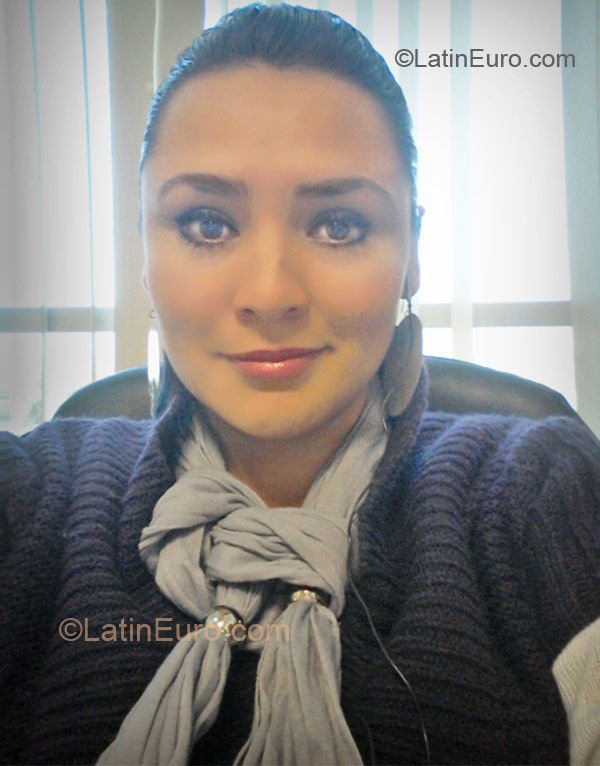 Date this stunning Mexico girl Monica from Guadalajara MX691