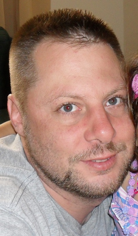 Date this attractive United States man Artie14 from New York US12815