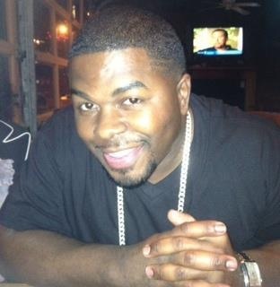 Date this young United States man Versaceblues from Nashville US12859