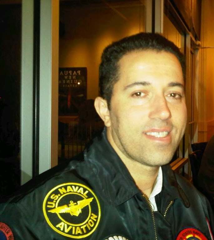 Date this georgeous United States man ItalianMale from Burlington US12876