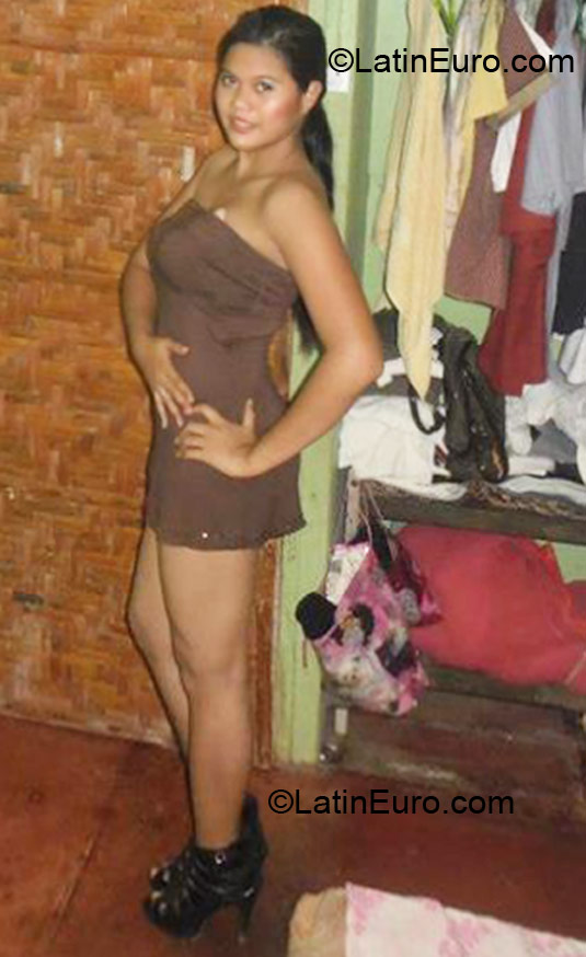 Date this georgeous Philippines girl Marimar from Pagadian City PH462